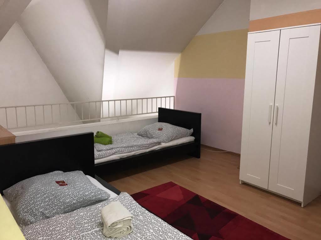 A&S Ferienwohnungen Roonstrasse Bonn Exteriér fotografie